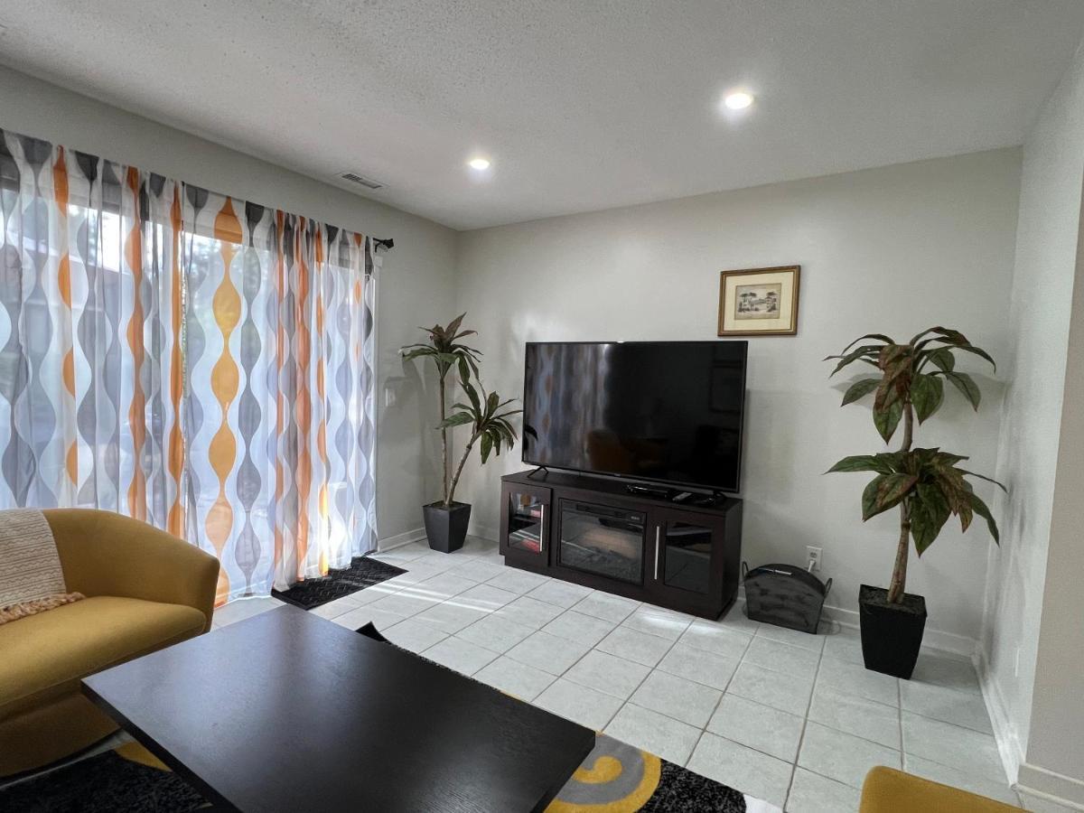 Spacious, Cozy Villa W/Parking In Coligny Villas Hilton Head Island Exterior photo